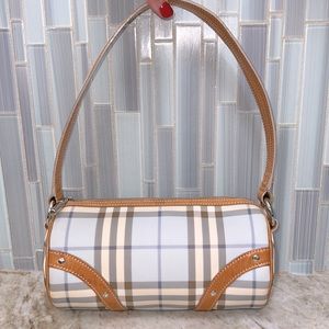 BURBERRY BARREL BAG